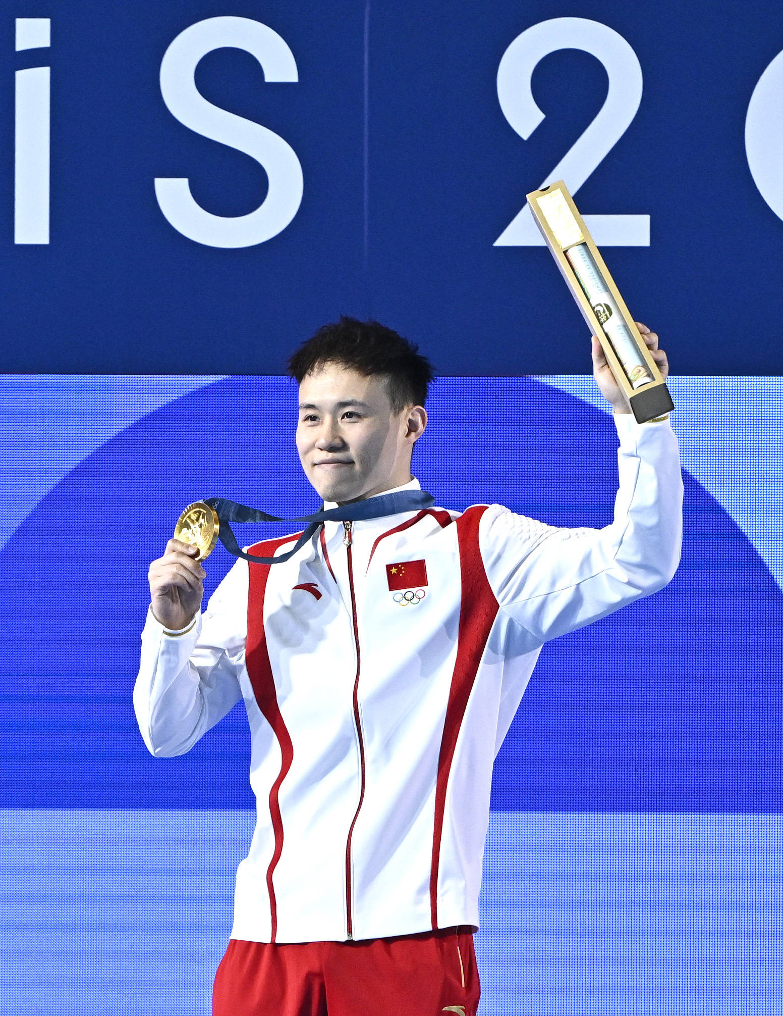 关于摩洛哥跳水选手展露功底,登上领奖台的信息 关于摩洛哥跳水选手展露功底,登上领奖台的信息