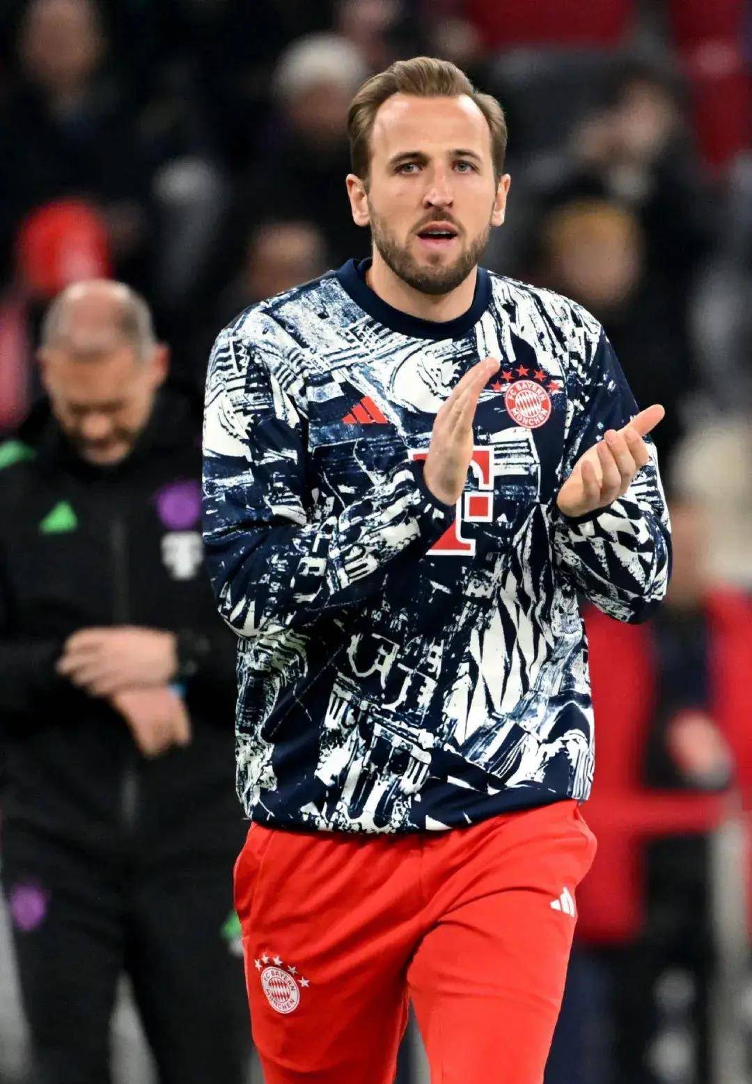 关于博阿滕制胜球,拜仁慕尼黑轻松晋级欧冠强的信息 关于博阿滕制胜球,拜仁慕尼黑轻松晋级欧冠强的信息